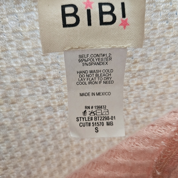 BiBi Two-Tone Pink Waffle Knit Short Sleeve Top - Picture 9 of 9